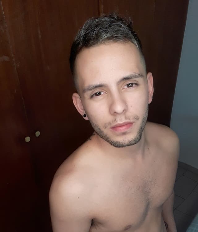 Exequiel Ponz (Free)